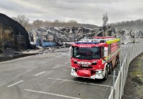 Celá hala se po požáru zřítila. Foto iboleslav.cz